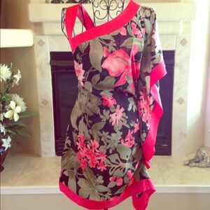 Bebe beautiful kimono dress